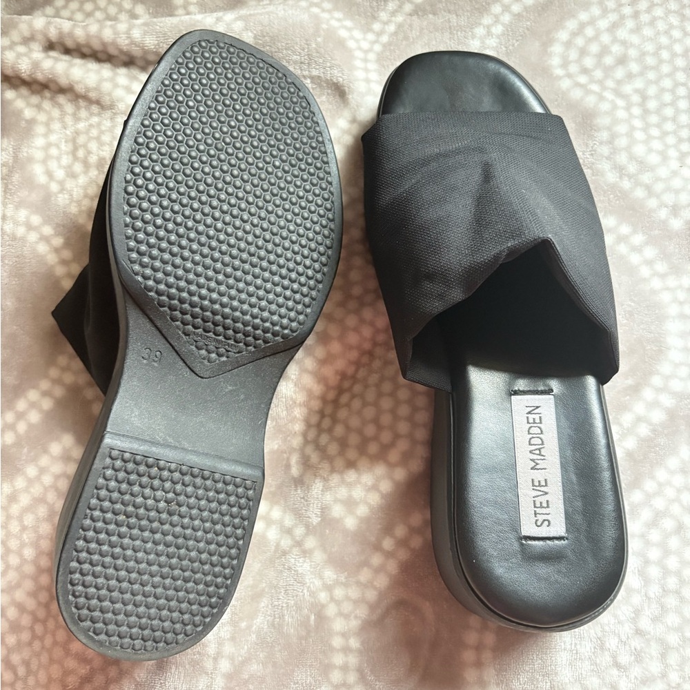 Steve Madden Black Slide Sandals - Picture 2 of 2